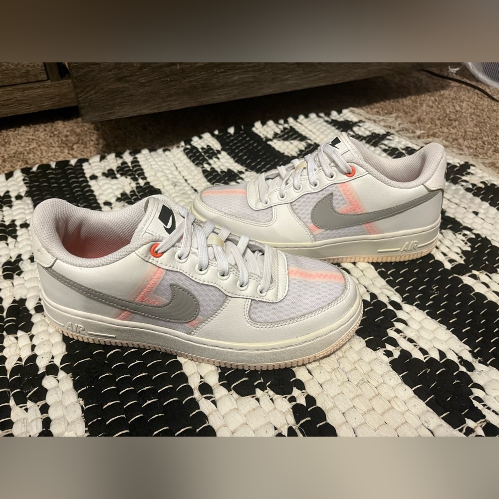 Nike Air Force 1